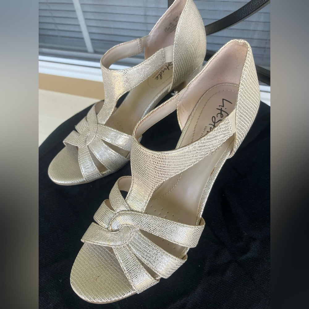 Life Stride Women Shoe